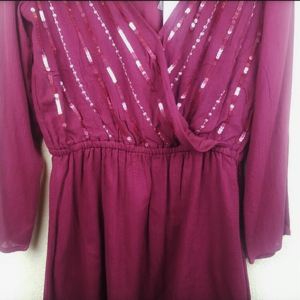 💋🍷 Sexy Sequined Mini Dress 🍷💋 - Picture 4 of 8